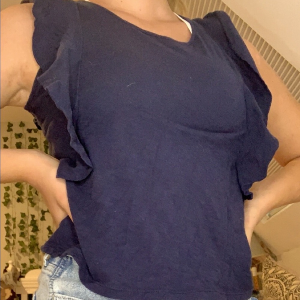 Navy blue ruffely tank top!
